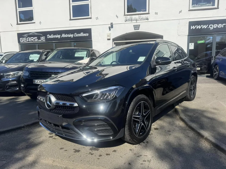 Mercedes GLA250e 3