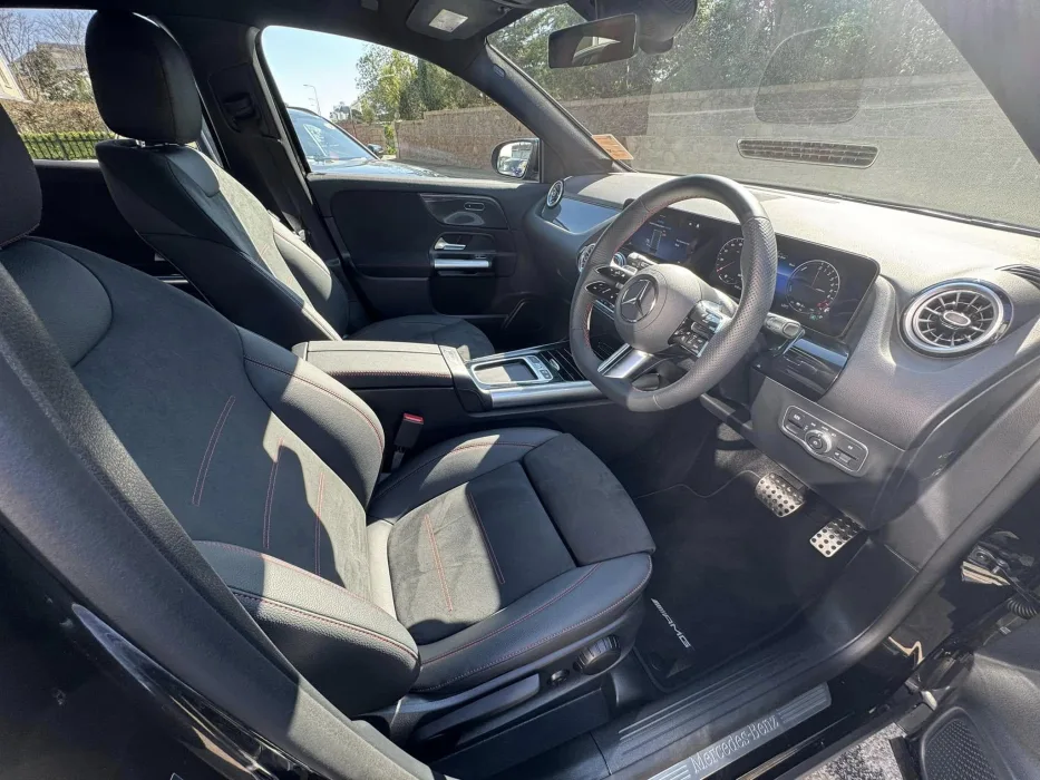Mercedes GLA250e 9