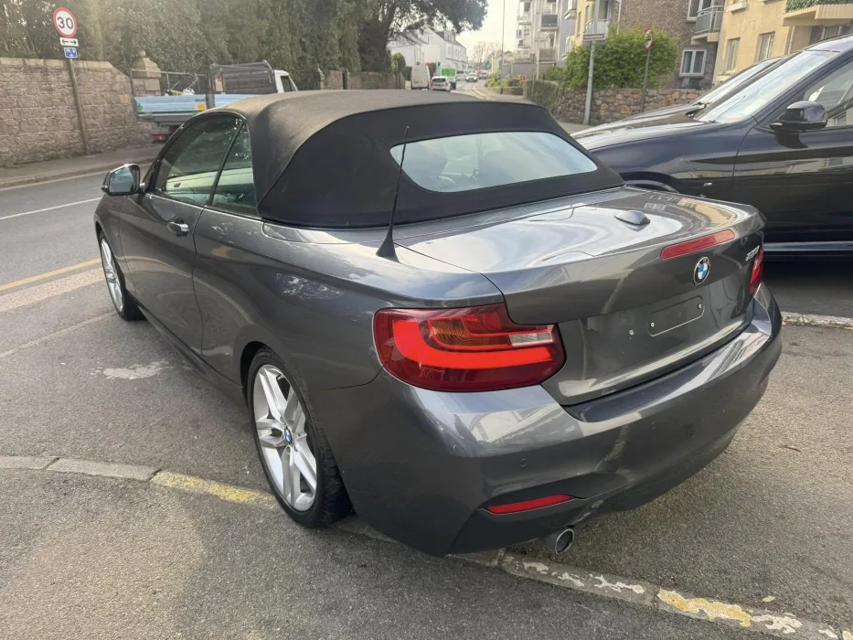 BMW 218i 5