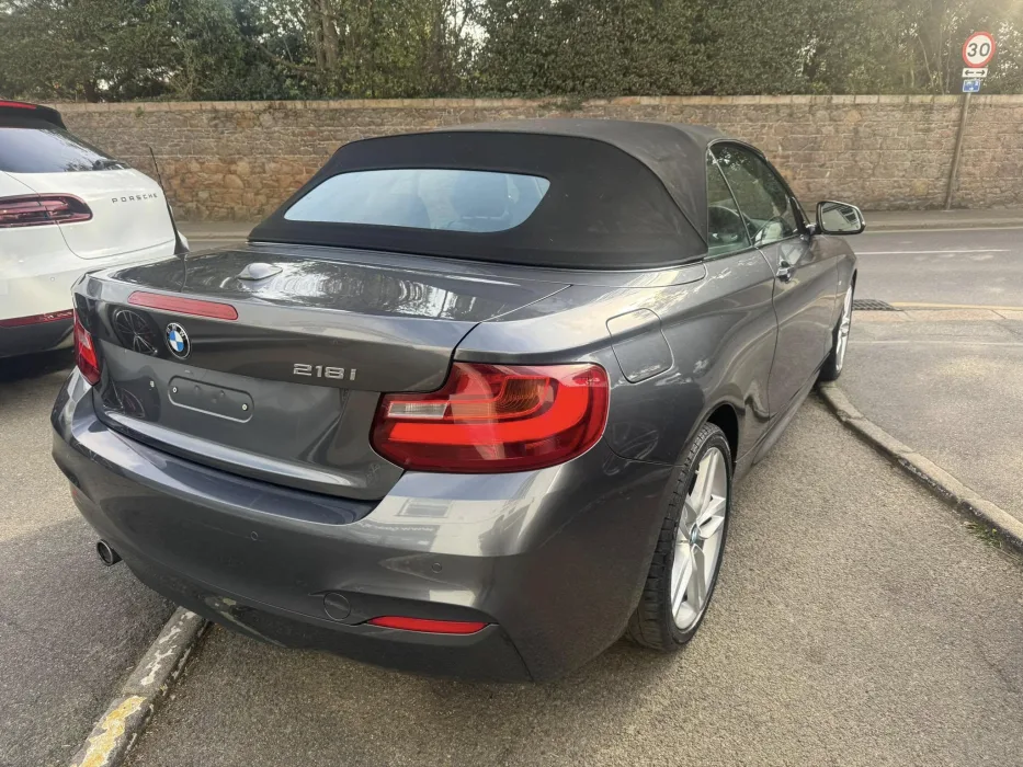 BMW 218i 6
