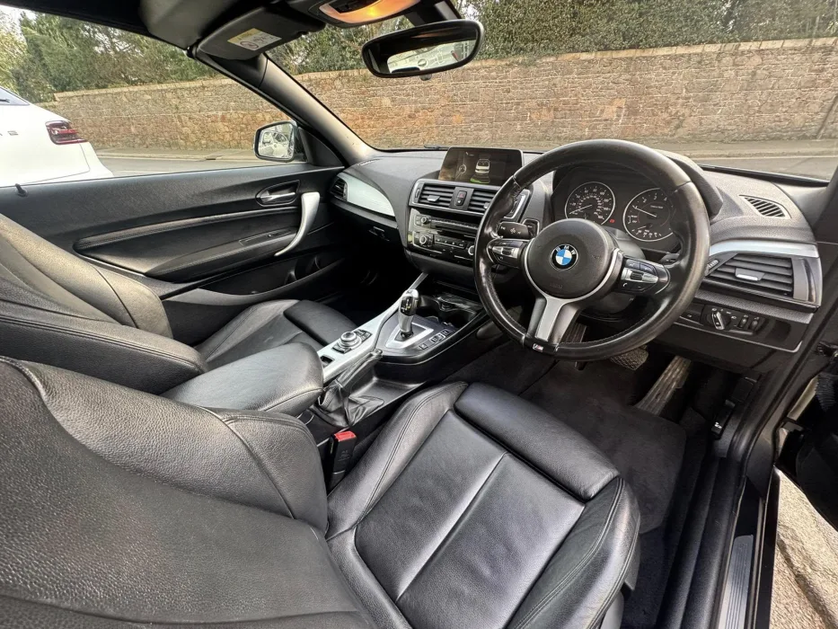 BMW 218i 11