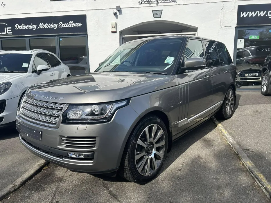 R Rover vogue 3 4